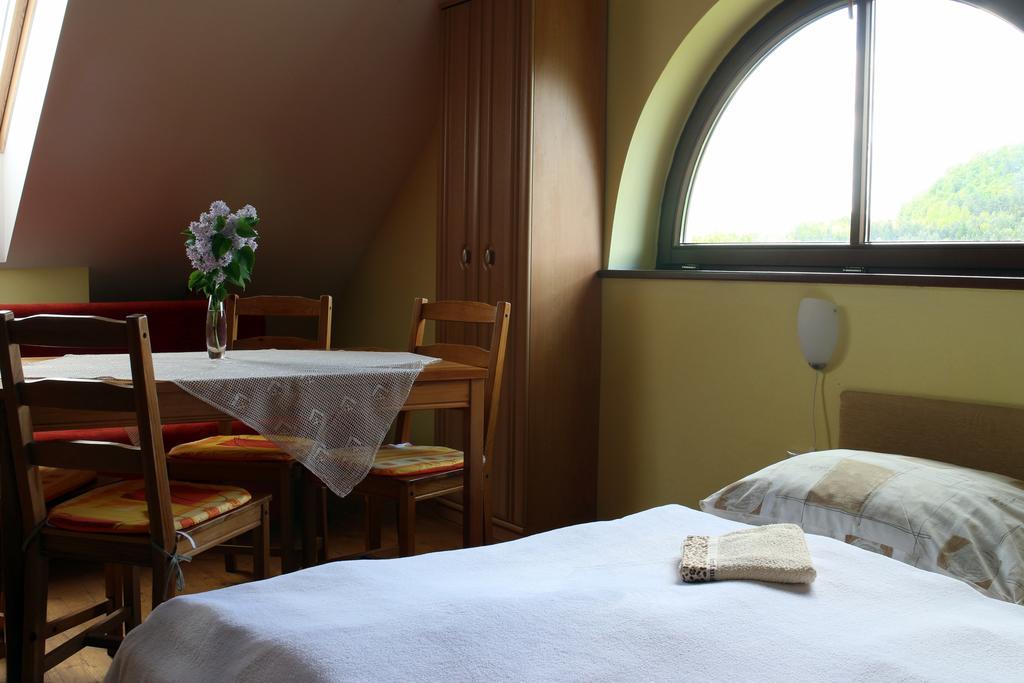 Penzion Kremenisko Banská Štiavnica Rom bilde