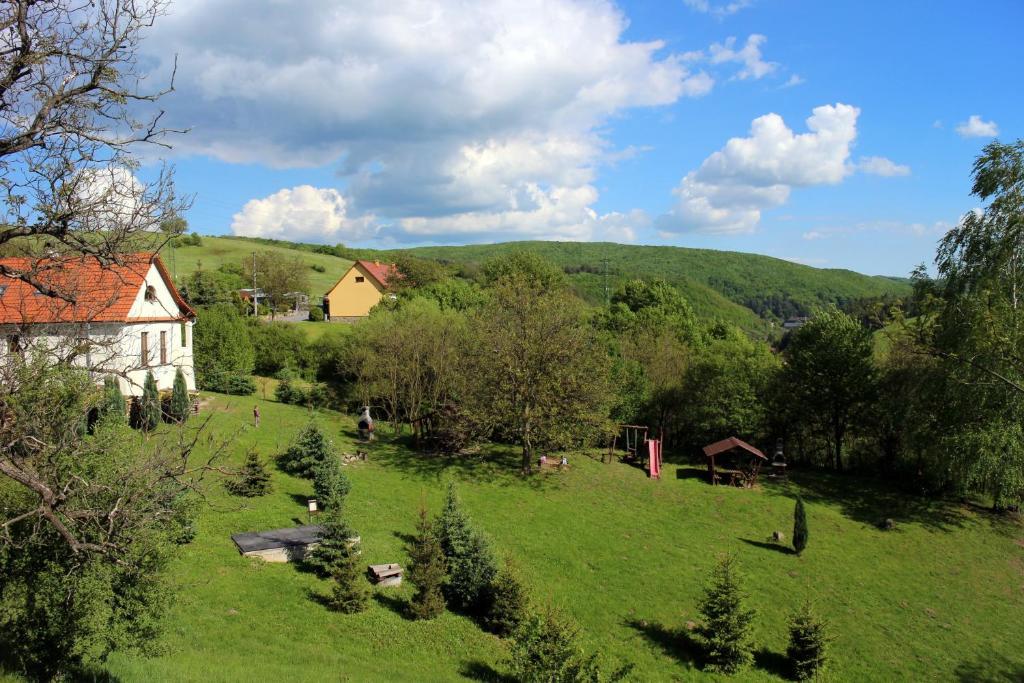 Penzion Kremenisko Banská Štiavnica Eksteriør bilde